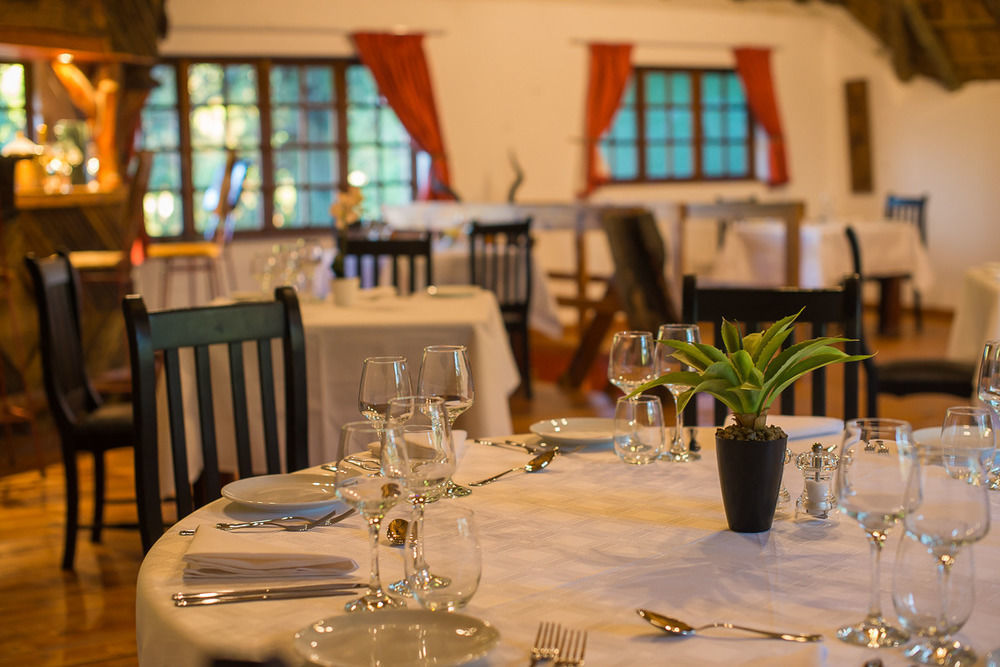 Amadwala Lodge Roodepoort Bagian luar foto