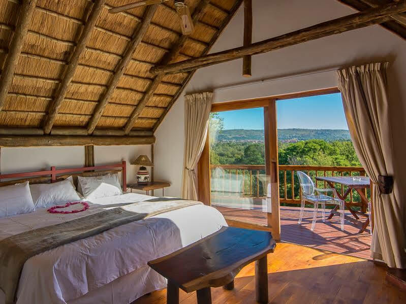Amadwala Lodge Roodepoort Bagian luar foto